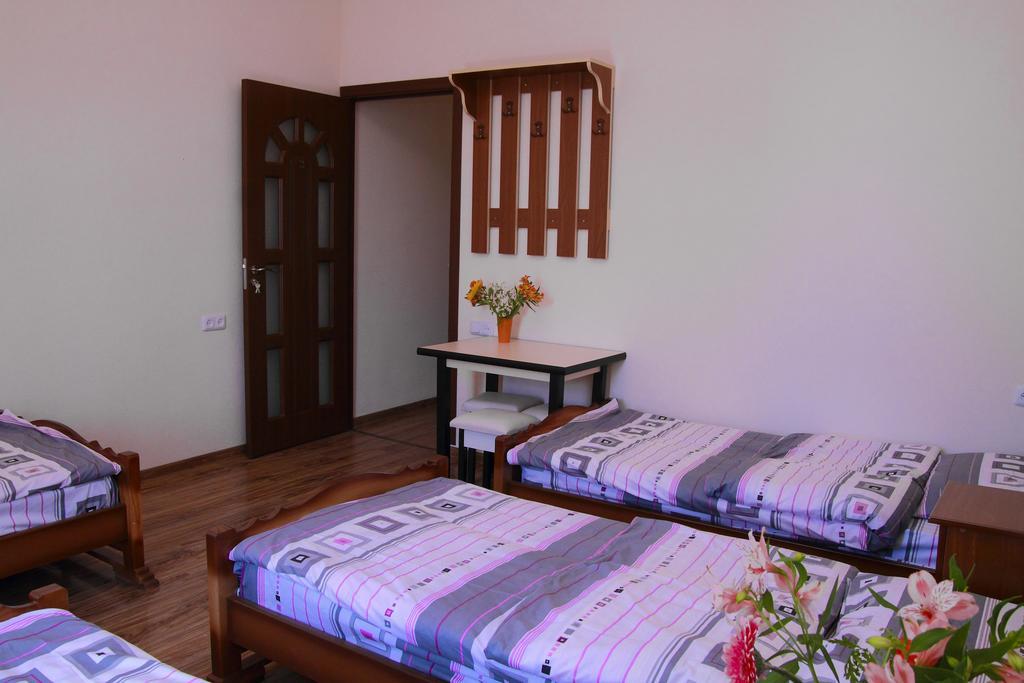 Inter Boutique Hotel Jerevan Rum bild